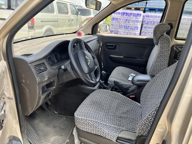 Wuling Rongguang V 2016 модификация 1.5L Standard type – фото 8