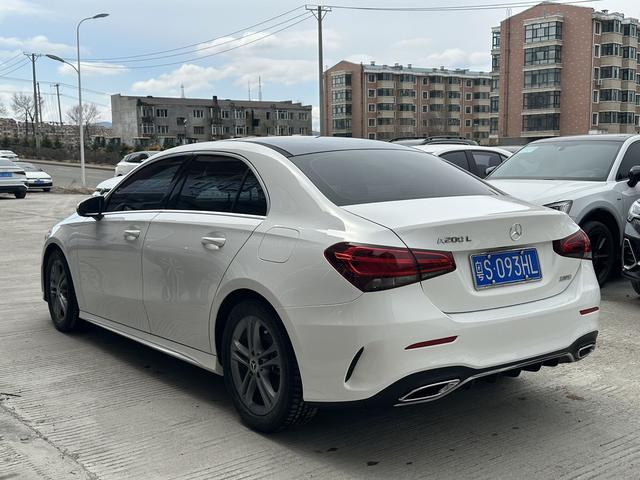 Mercedes-Benz A-class 2022 A 180 L – фото 4