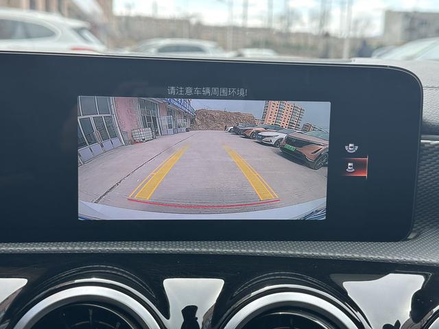 Mercedes-Benz A-class 2022 A 180 L – фото 10
