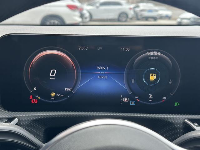 Mercedes-Benz A-class 2022 A 180 L – фото 16