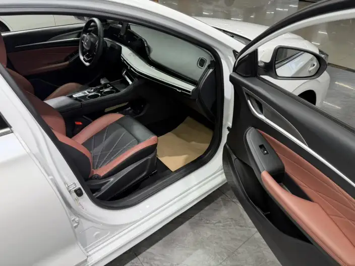 Changan Eado 2022 Model PLUS Blue whale NE 1.4T GDI DCT Noble Model – фото 7