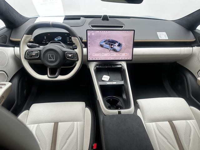ZEEKR 007GT 2025 4WD Smart Driving 75kWh – фото 10