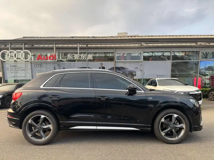 AUDI Q3 2022 Model 35 TFSI Fashion Dynamic Model – фото 5