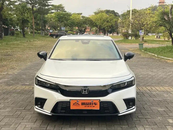 Honda Civic 2023 Model 240TURBO CVT Momentum Edition – фото 2
