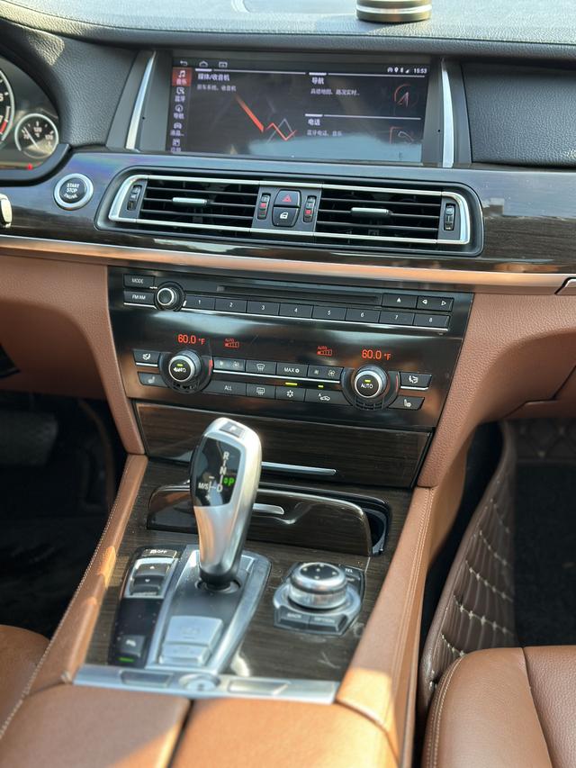 BMW 7 Series 2009 740Li Advantage – фото 15