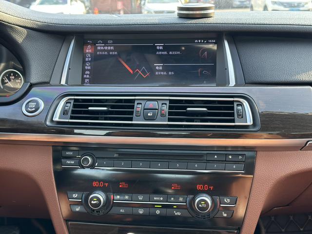 BMW 7 Series 2009 740Li Advantage – фото 16
