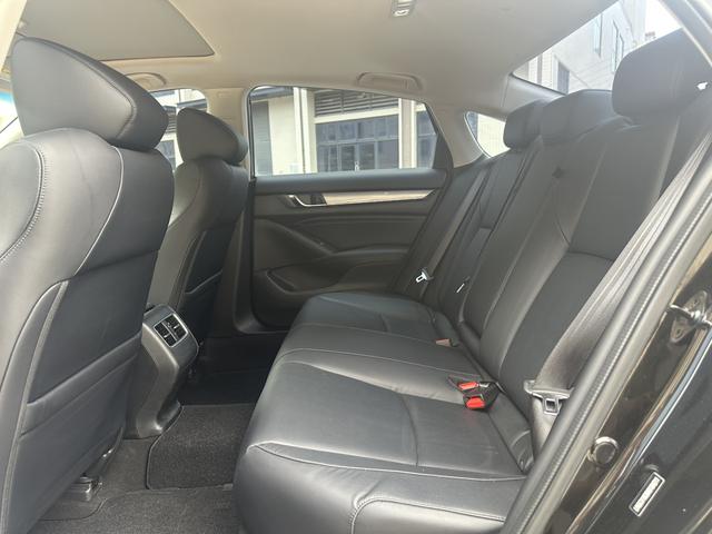 Honda Accord 2018 260TURBO Elite China V – фото 10