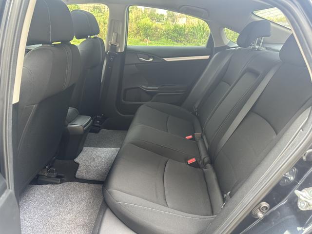 Honda Civic 2016 220TURBO CVT Luxury – фото 9