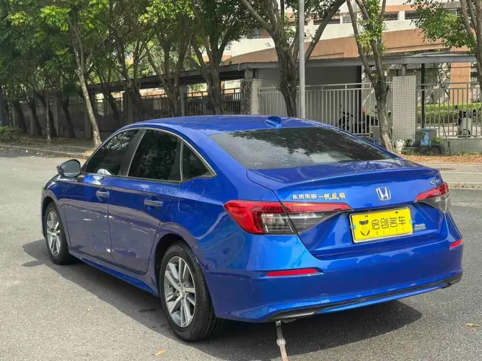 Honda Civic 2022 Model 240TURBO CVT Dynamic Edition – фото 4