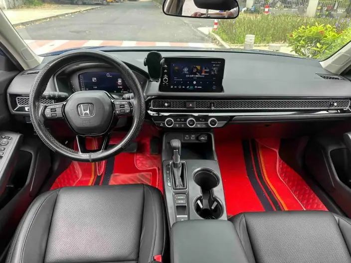 Honda Civic 2022 Model 240TURBO CVT Dynamic Edition – фото 9