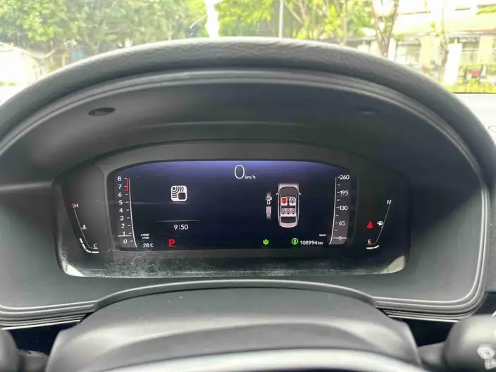 Honda Civic 2022 Model 240TURBO CVT Dynamic Edition – фото 10