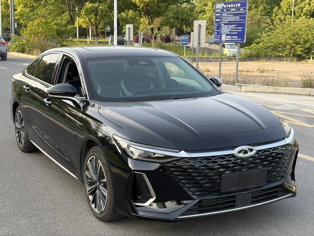 Chery Arrizo 8 Модель 2022 года 1.6TGDI DCT Ya – фото 3