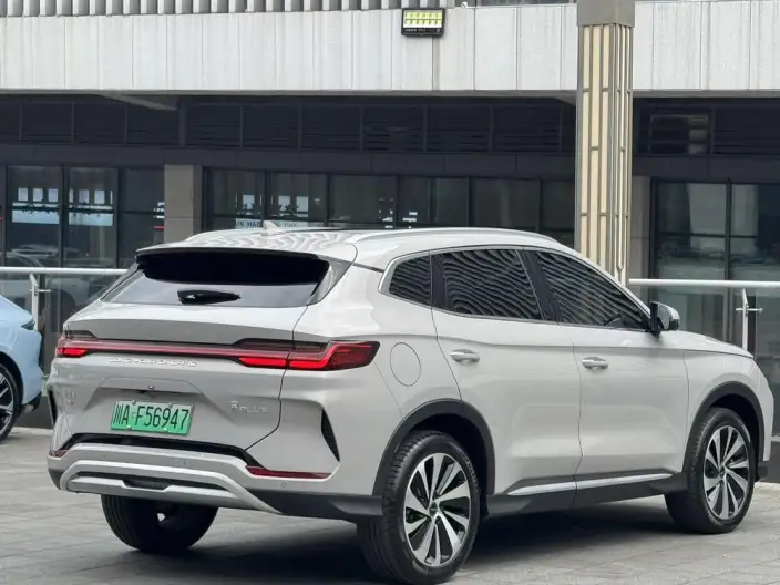 BYD Song PLUS DM 2024 Model DM-i Honor Edition 71KM Luxury Model – фото 6