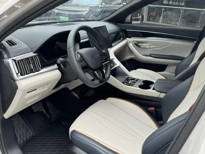 BYD Song PLUS DM 2024 Model DM-i Honor Edition 71KM Luxury Model – фото 8