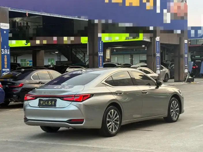 Lexus ES 2025 Model 200 Premium – фото 6