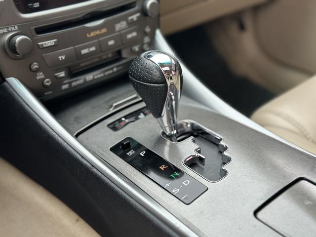 Lexus IS 2008 модификация 300 Deluxe Edition – фото 17