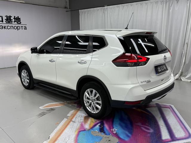 Nissan X-Trail 2022 2.0L 2WD SmartLink Premium – фото 4