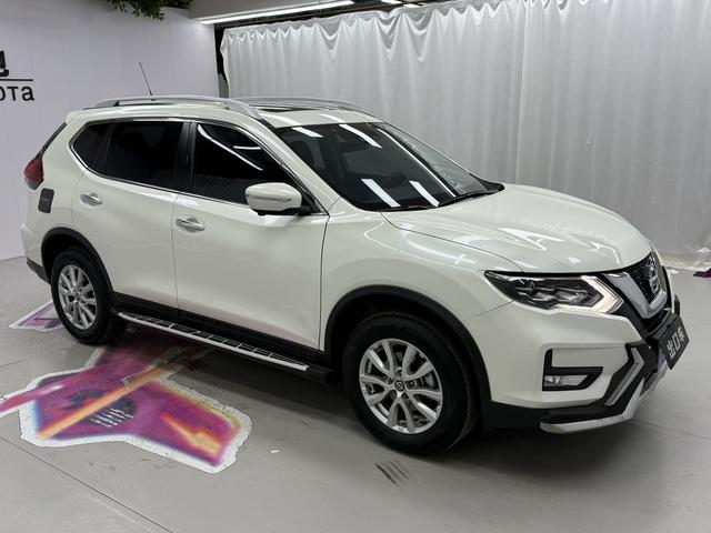 Nissan X-Trail 2022 2.0L 2WD SmartLink Premium – фото 3