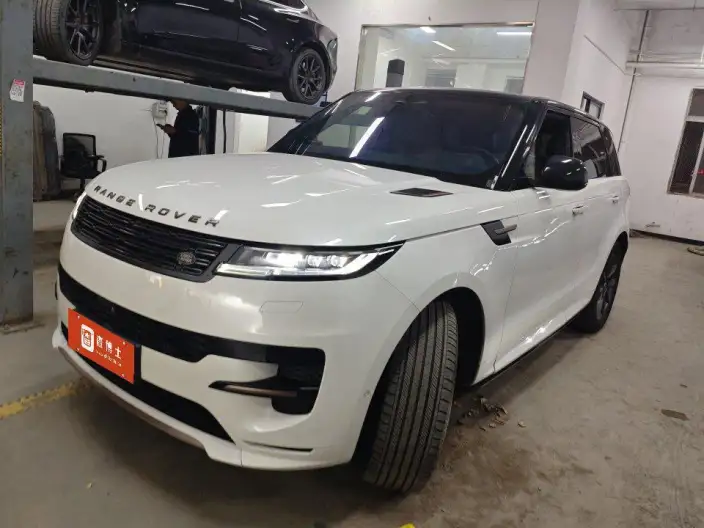 Range Rover Sport 2024 Model 400PS DYNAMIC SE – фото 1
