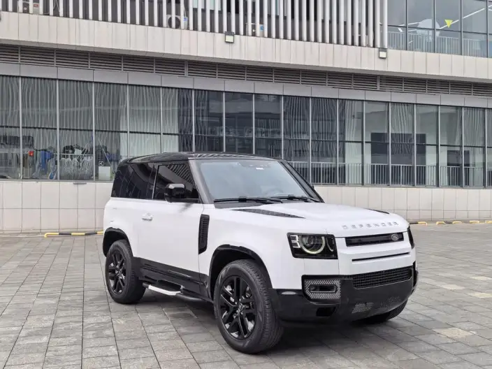 Land Rover Defender 2022 Model 90 P400 XS – фото 3