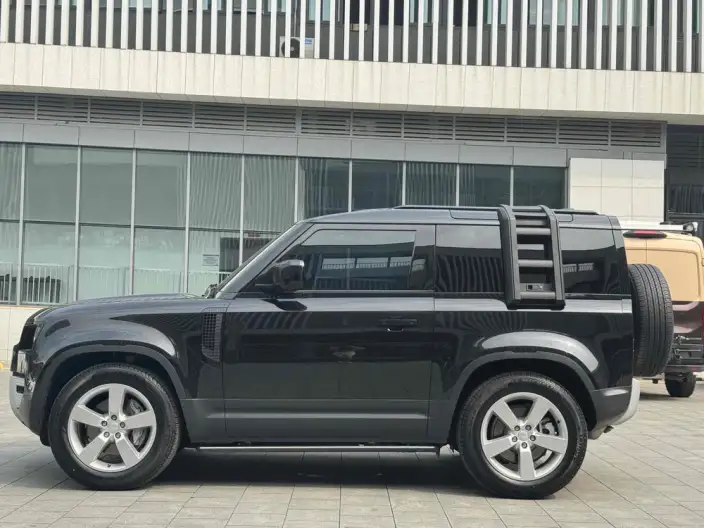 Land Rover Defender 2024 Model 90 3.0T P400 HSE – фото 4