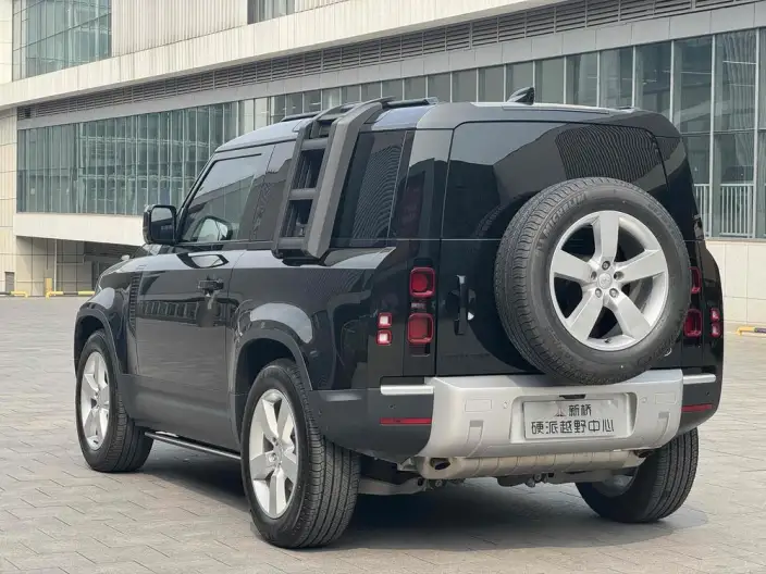 Land Rover Defender 2024 Model 90 3.0T P400 HSE – фото 5
