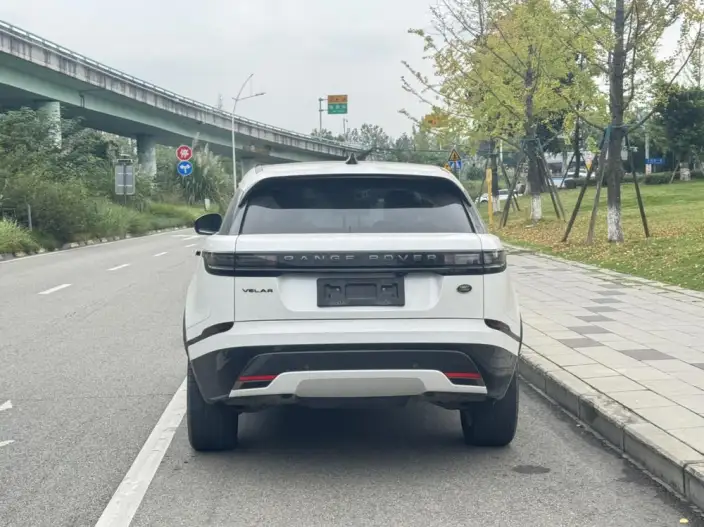 Range Rover Velar 2024 Model Dynamic HSE – фото 6