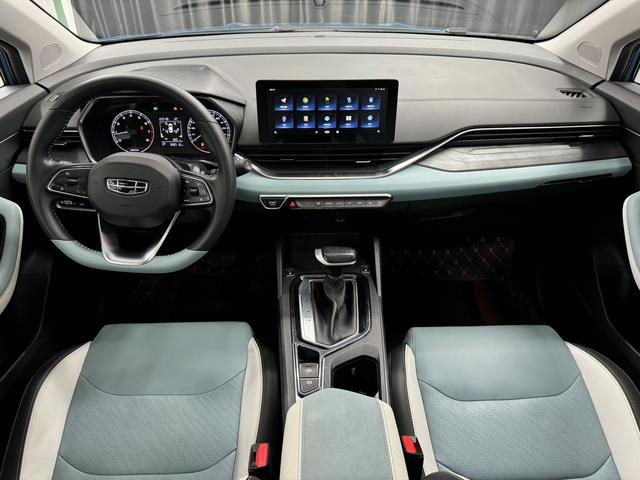 Emgrand S 2022 1.4T CVT Crossover Gamer Edition – фото 8