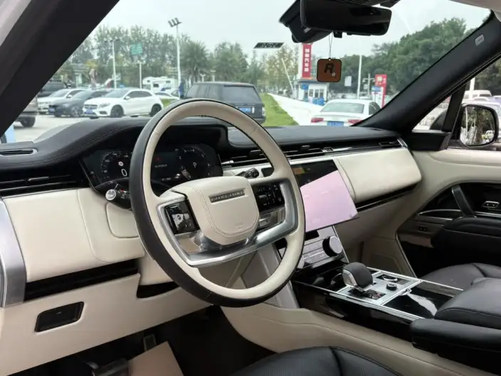 Range Rover 2023 Model 3.0 L6 400PS Shengshi Extended Edition – фото 9