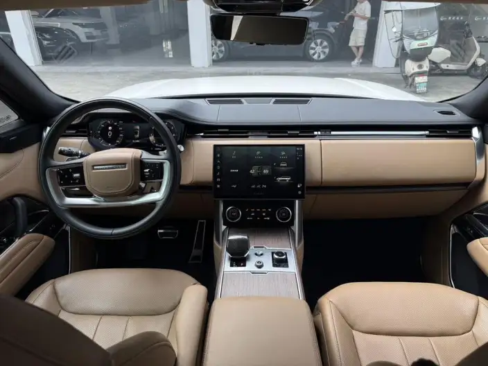 Range Rover 2023 Model 3.0 L6 400PS Shengshi VII seat Extended Edition – фото 5
