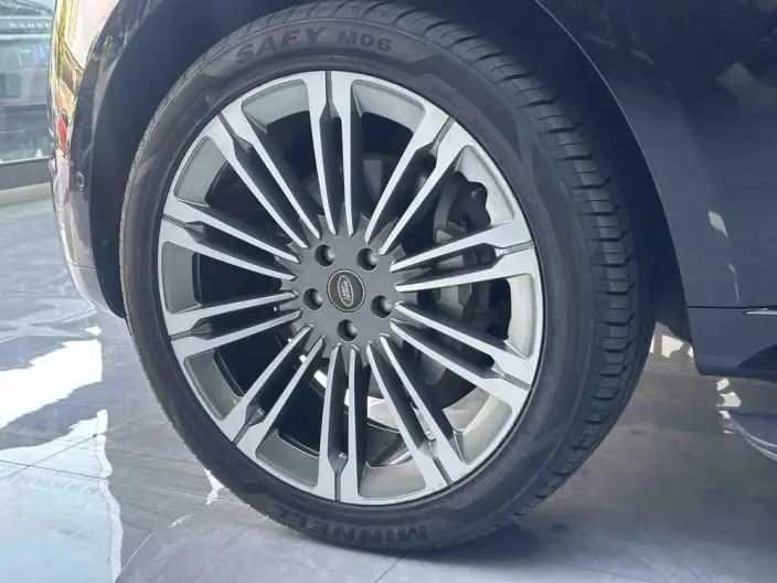 Range Rover 2023 Model 3.0 L6 400PS Shengshi Extended Edition – фото 7
