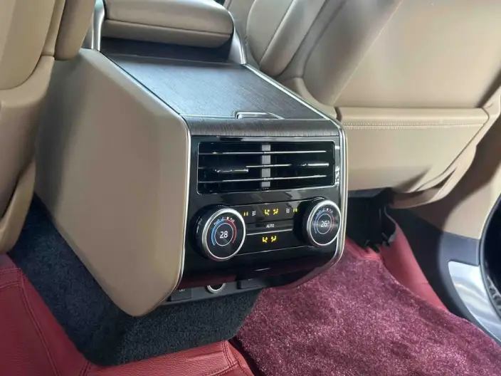 Range Rover 2023 Model 3.0 L6 400PS Shengshi Extended Edition – фото 8