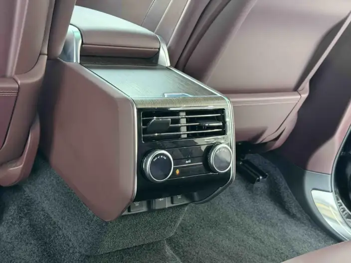 Range Rover 2024 Model 3.0 L6 360PS Shengshi Edition – фото 7