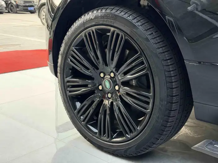 Range Rover 2022 Model 3.0T Automatic 4WD 5 seat Parallel Imported – фото 9