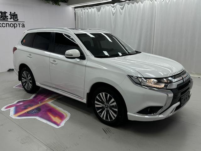 Mitsubishi Outlander 2021 2.0L 2WD Premium 5-Seater