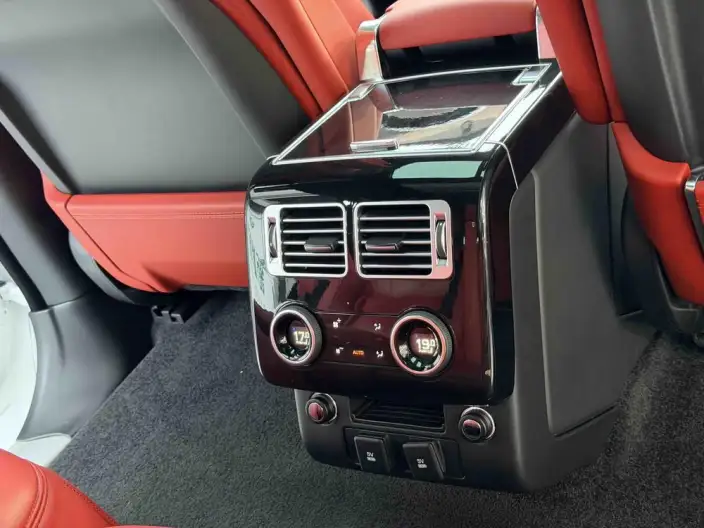 Range Rover 2022 Model 3.0T Automatic 4WD 5 seat Parallel Imported – фото 6