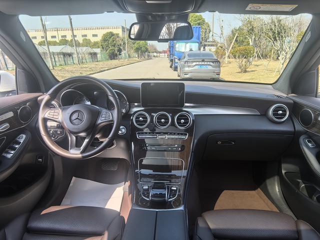 Mercedes-Benz GLC Модель 2019 года GLC 260 L 4MATIC Luxury – фото 9