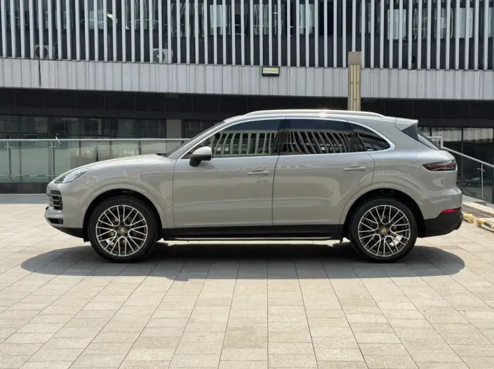 Cayenne 2019 Model Cayenne 3.0T – фото 4