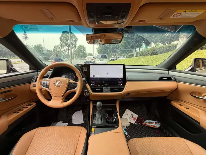 Lexus ES 2024 Model 200 Premium – фото 7