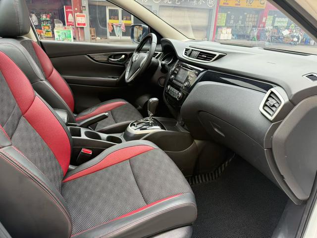Nissan Qashqai 2017 2.0L CVT Luxury China V – фото 8