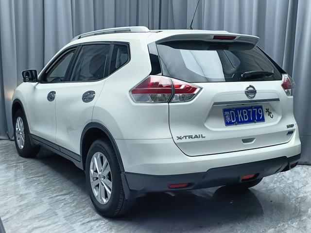 Nissan X-Trail 2014 2.0L CVT Comfort 2WD – фото 9