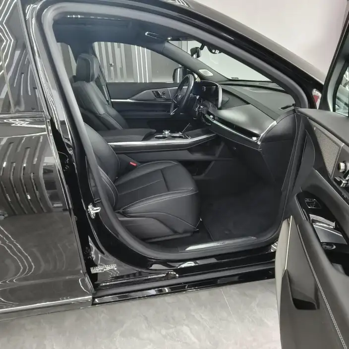 Cadillac XT5 2025 Model 28T 4WD Noble Model – фото 6