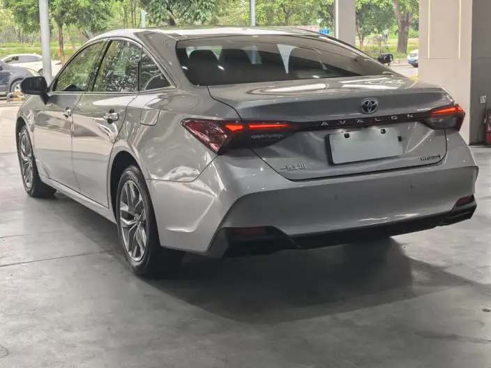 Toyota Avalon 2019 Model Hybrid 2.5L Deluxe Edition China V – фото 4