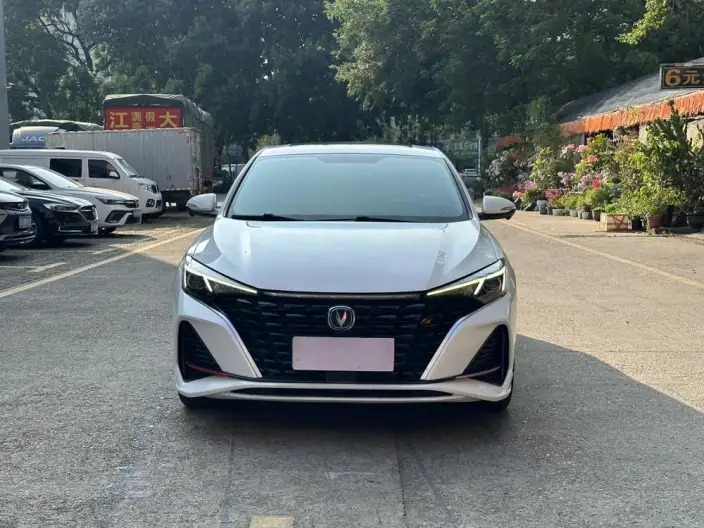 Changan Eado 2023 Model PLUS Changxiang Edition Blue whale NE 1.4T GDI DCT Noble Model – фото 2