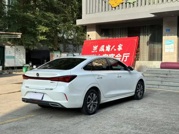 Changan Eado 2023 Model PLUS Changxiang Edition Blue whale NE 1.4T GDI DCT Noble Model – фото 7