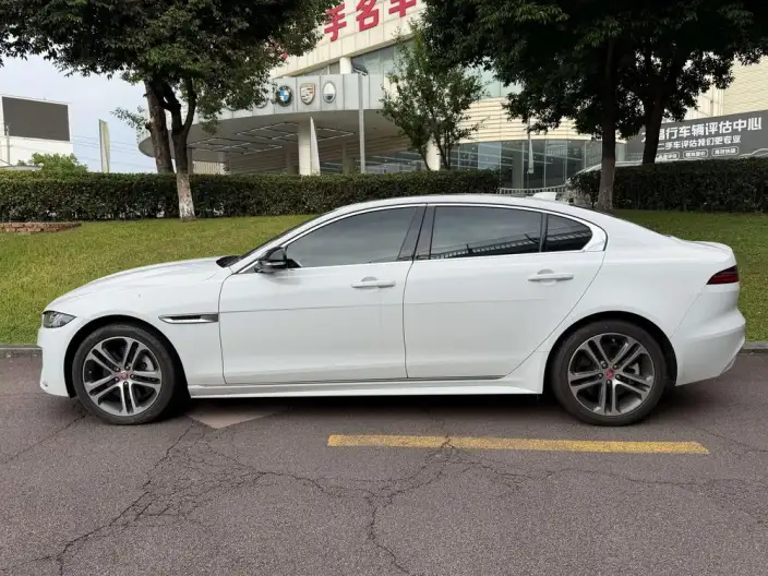 Jaguar XE L 2023 Model 2.0T 250PS R-DYNAMIC S Enterprising Sports Edition