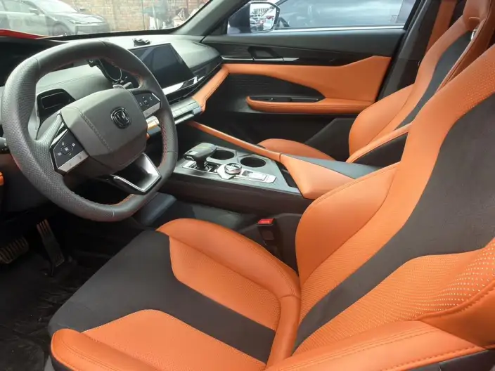 Changan UNI-V 2023 Model 1.5T Sports Edition – фото 9