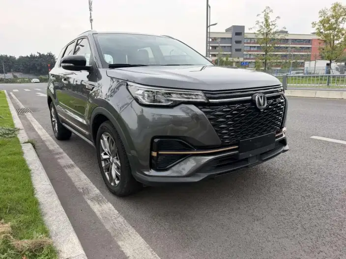 Changan CS55 PLUS 2022 Model Blue Whale Edition 1.5T DCT Luxury Model – фото 3