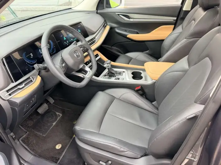 Changan CS55 PLUS 2022 Model Blue Whale Edition 1.5T DCT Luxury Model – фото 9