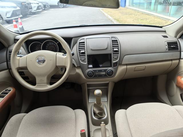 Nissan Sylphy 2012 Classic 1.6XE Manual Comfort – фото 6